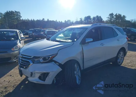 2020 Chevrolet Equinox Awd Premier 2.0L Turbo z USA, uszkodzony, nr VIN 2GNAXYEX6L6178261